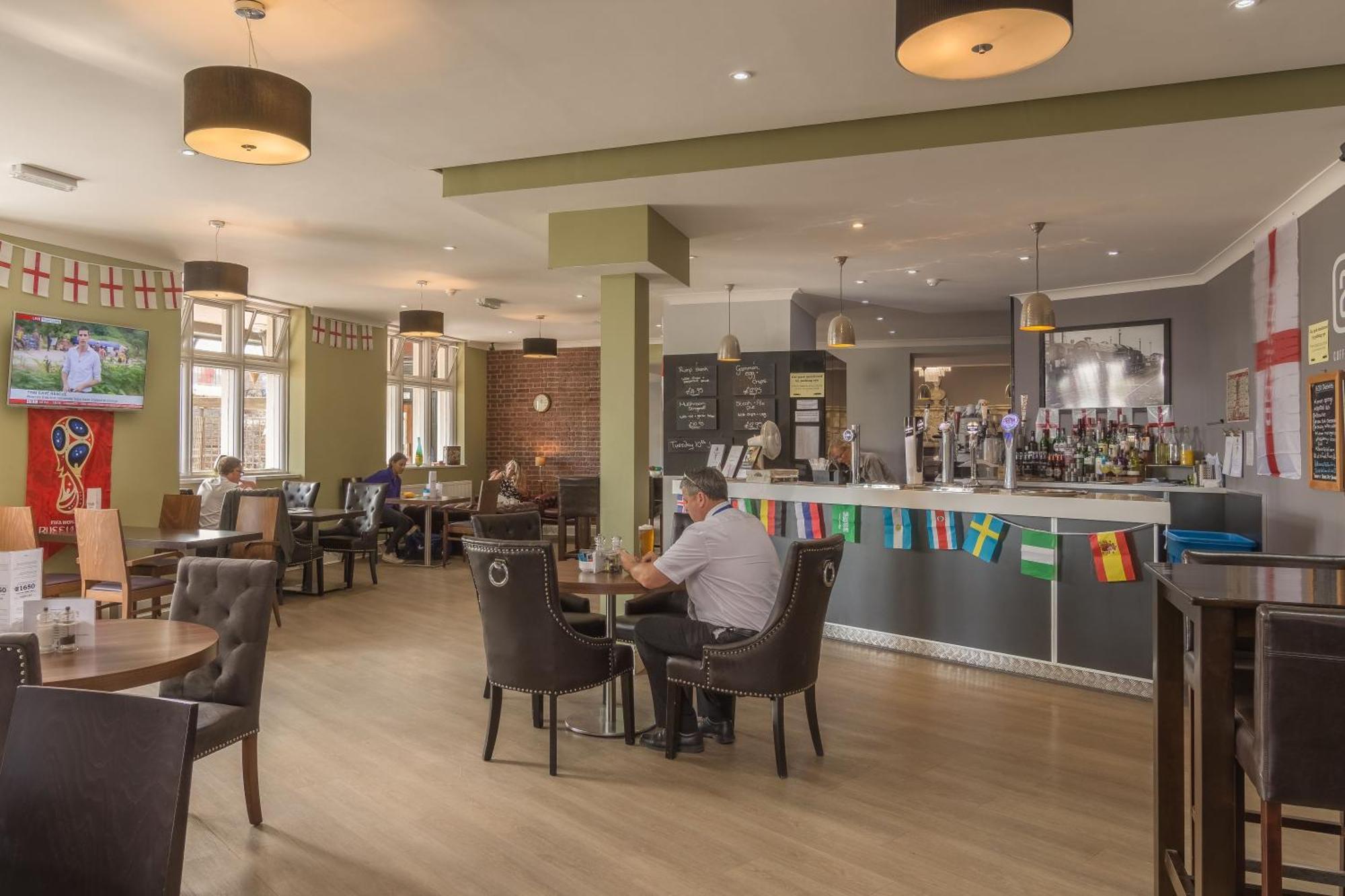 Crewe Arms Hotel Dış mekan fotoğraf