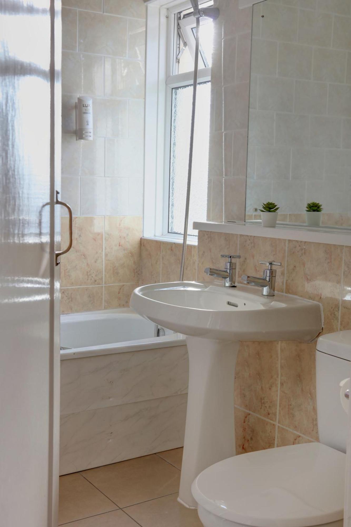 Crewe Arms Hotel Dış mekan fotoğraf
