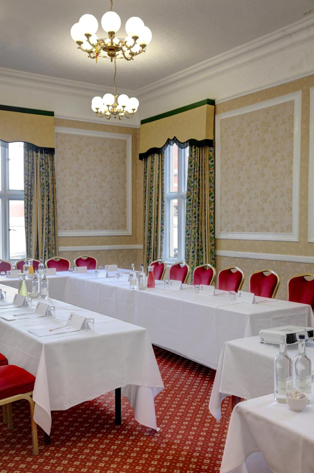 Crewe Arms Hotel Dış mekan fotoğraf