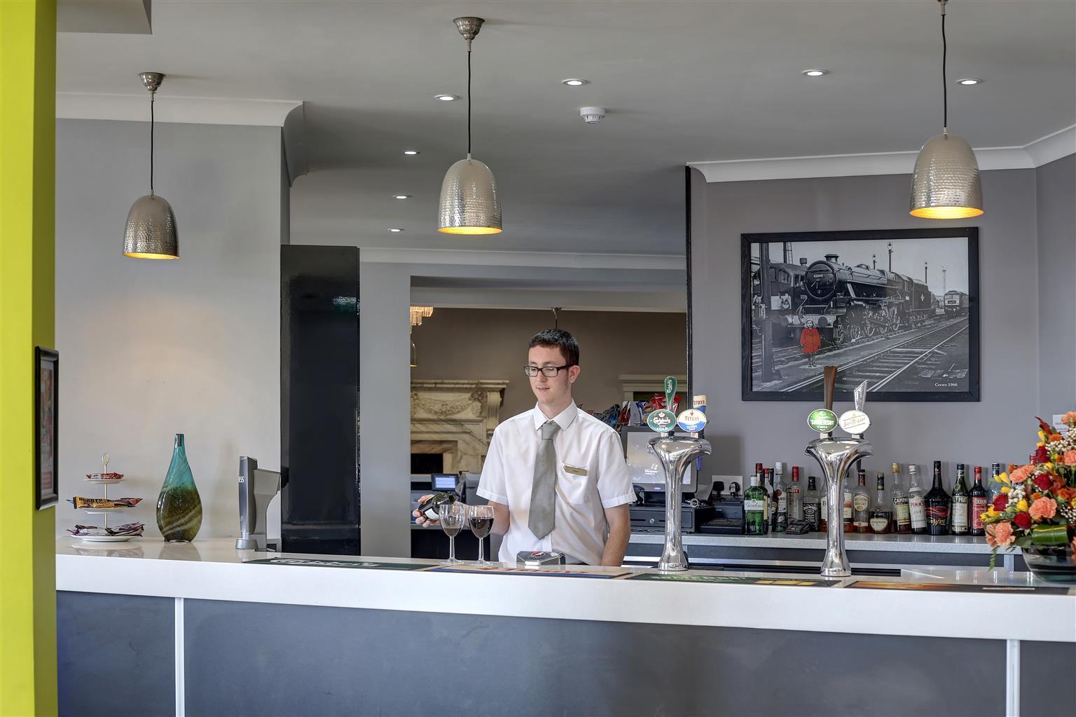 Crewe Arms Hotel Dış mekan fotoğraf